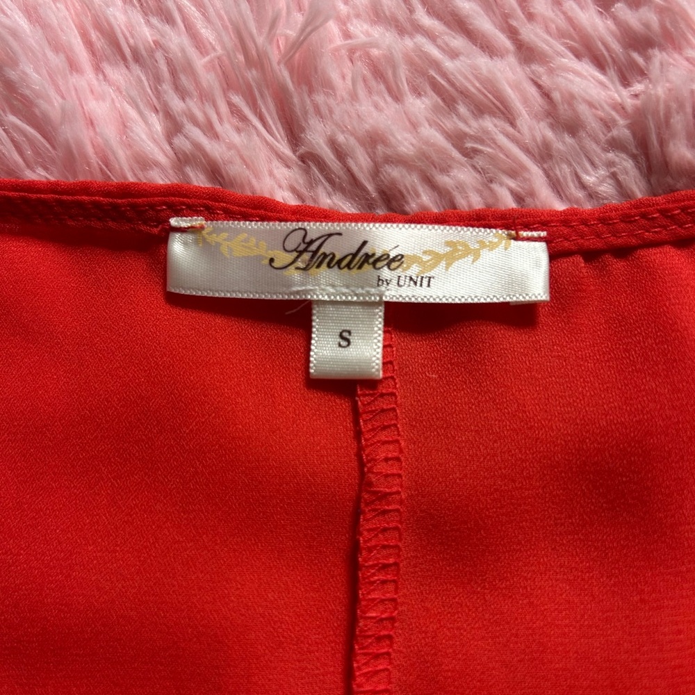 Coral pink top - Picture 2 of 3